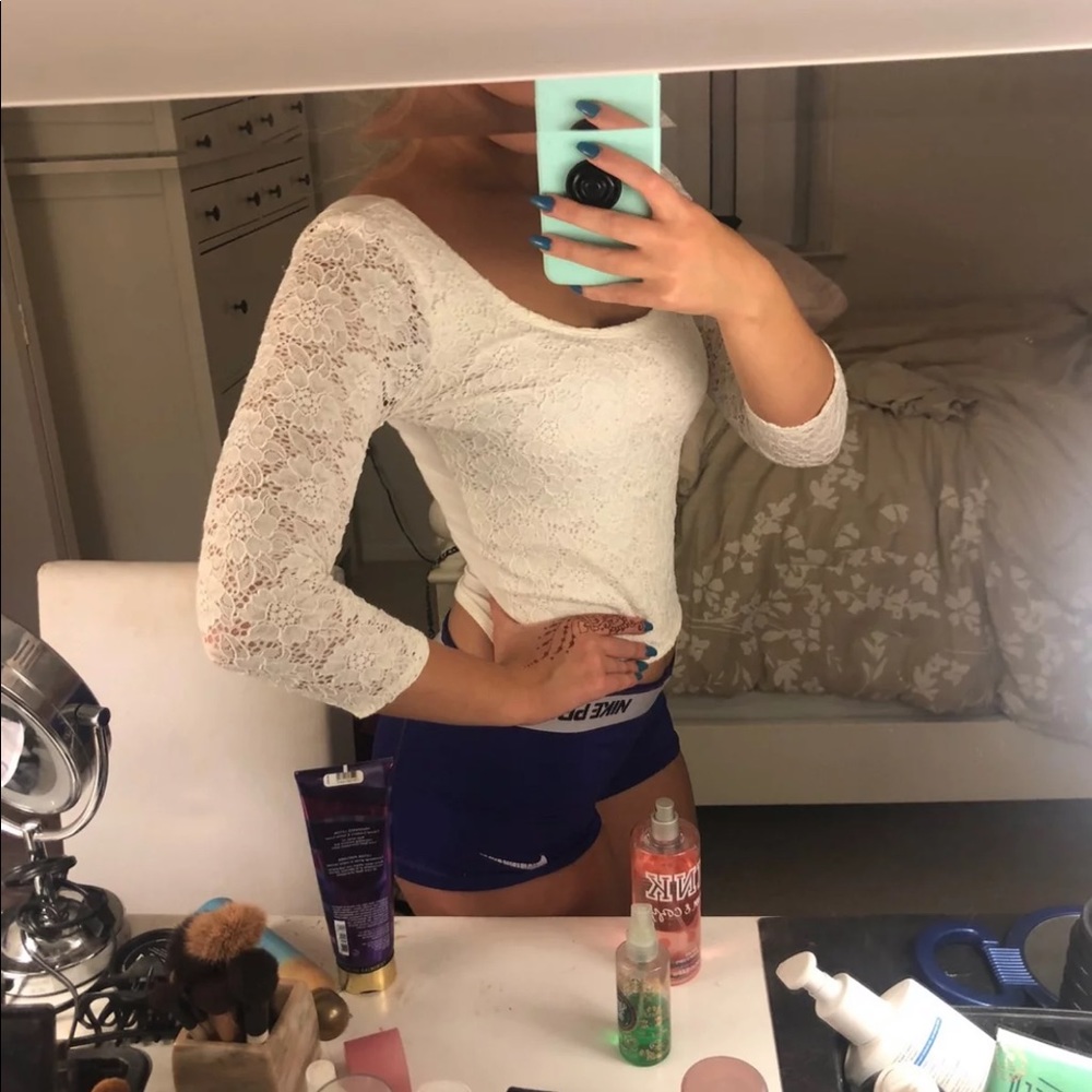 Lacey long sleeve